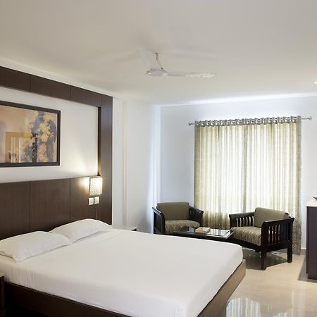 Lalitha Inn Guruvāyūr Exterior foto
