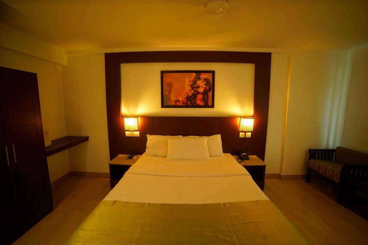 Lalitha Inn Guruvāyūr Exterior foto